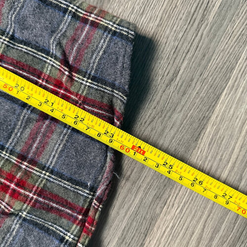 L.L. Bean Women’s Scotch Plaid Flannel Shirt - Grey - Picture 5 of 10